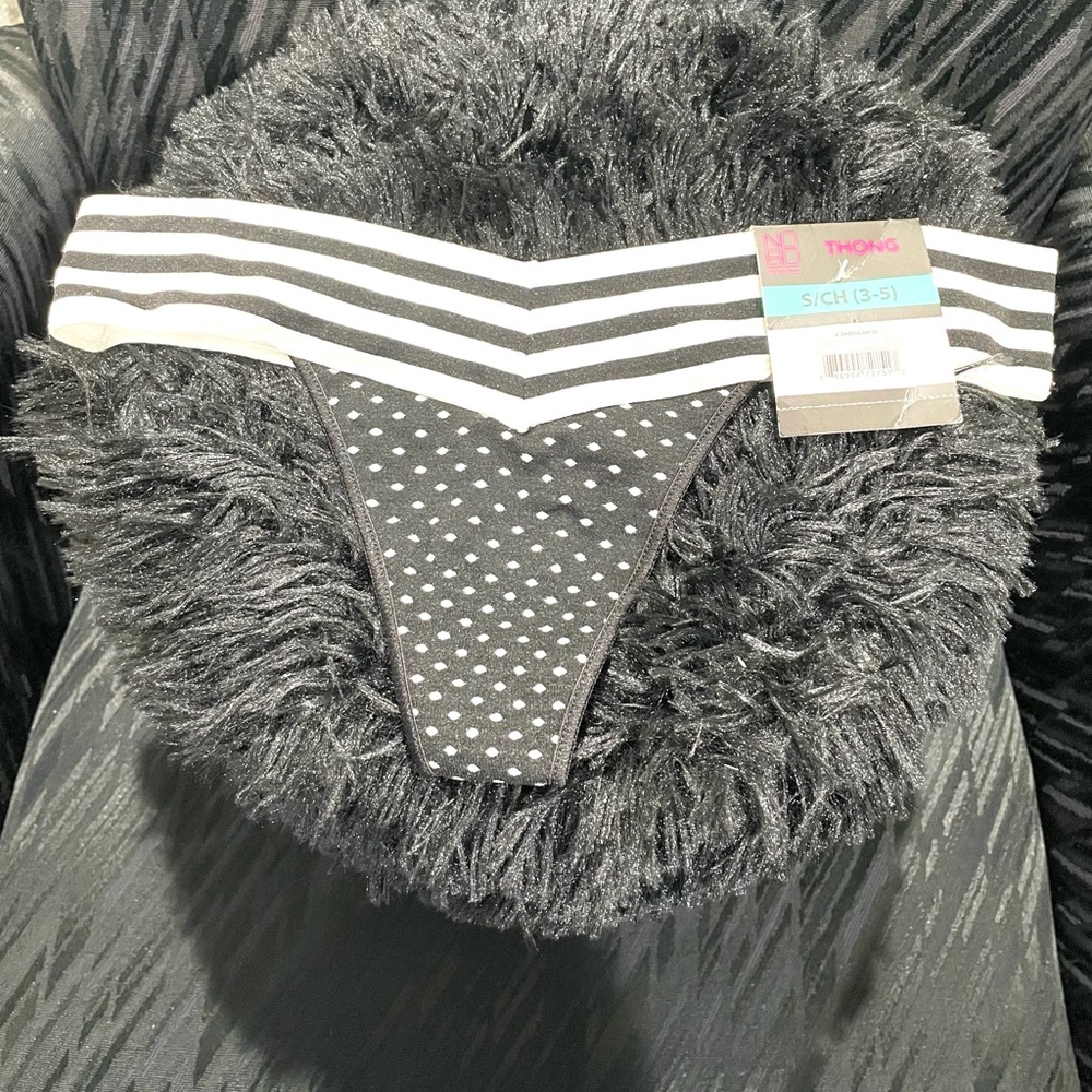 Brand New Fashion Thongs . - Picture 7 of 8